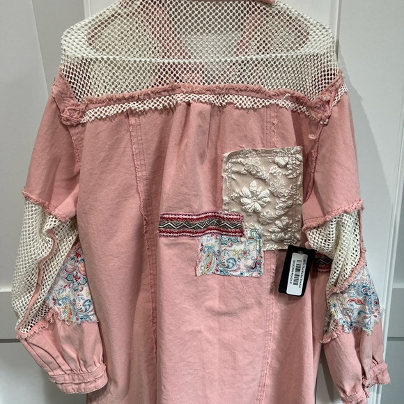 Pol Pink oversized small jacket. - Picture 3 of 5